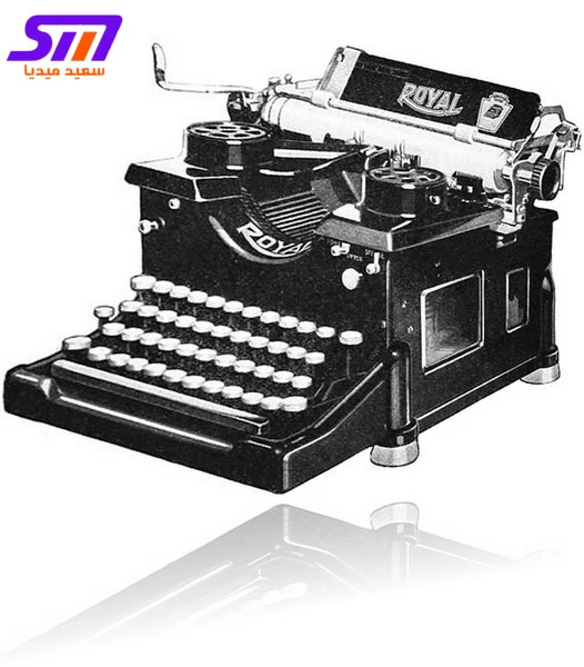 10 تقنيات قديمة تعود بشكل مفاجئ 8 الآلة الكاتبة